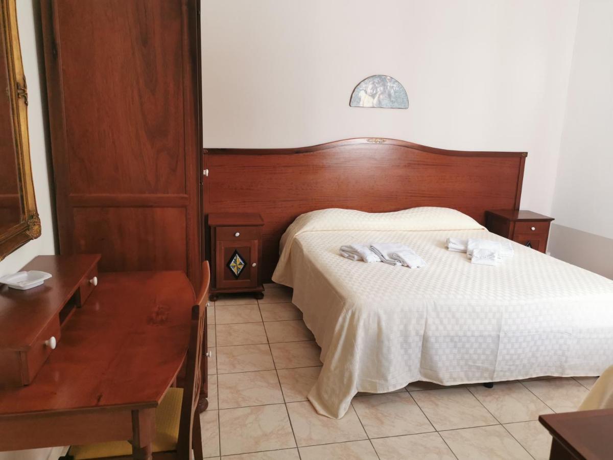 I Cappuccini Rooms Catane Extérieur photo